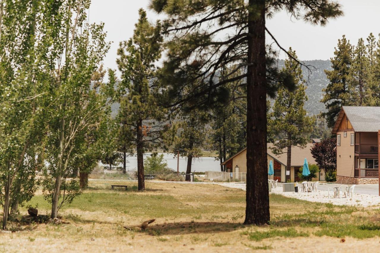 Vintage Lakeside 3*